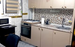 Vanzare garsoniera sect 2 - Poză 1