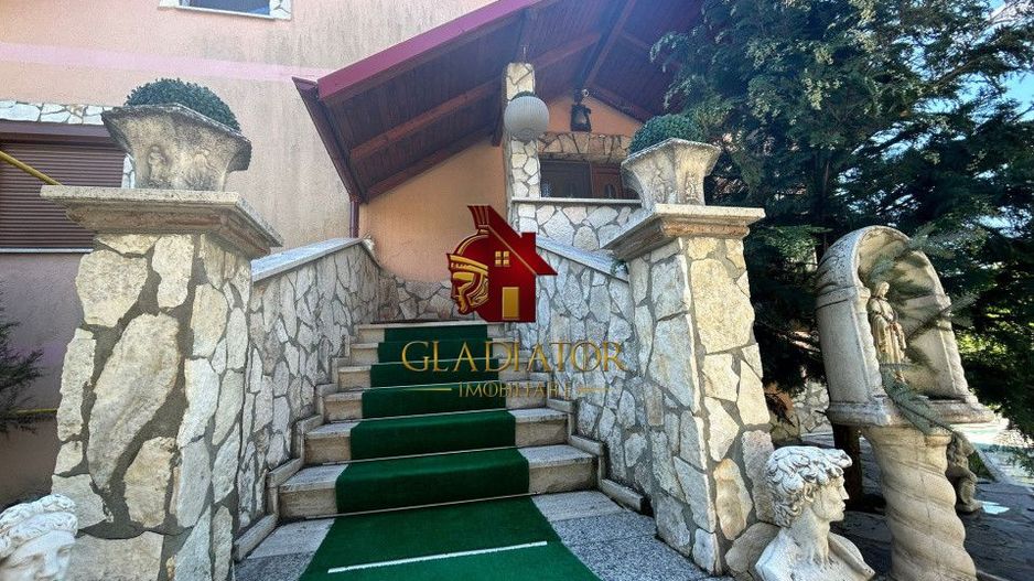 Vila impresionanta Husi + 2835 mp teren, P+1+M, constructie deosebita - Poză 13