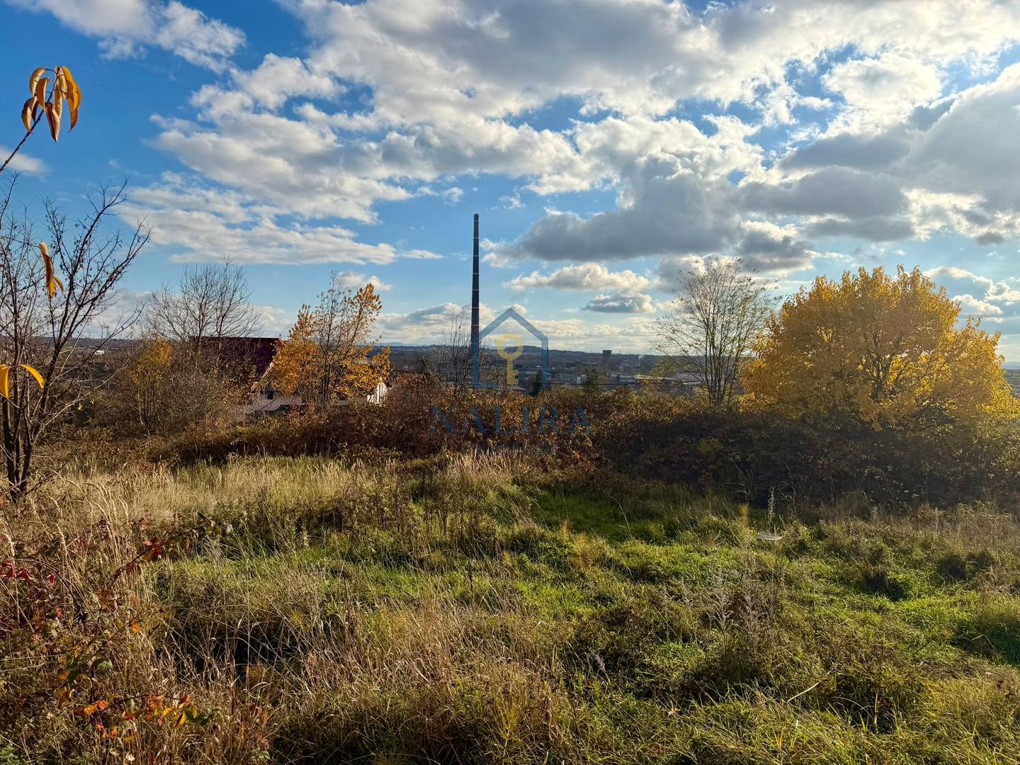 Teren intravilan 1000 mp cu priveliște, zona Griviței - Poză 1