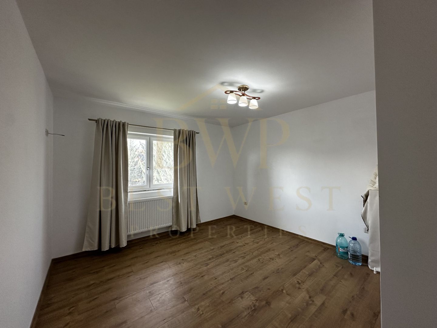 Apartament 2 camere, curte, Braytim - Poză 6