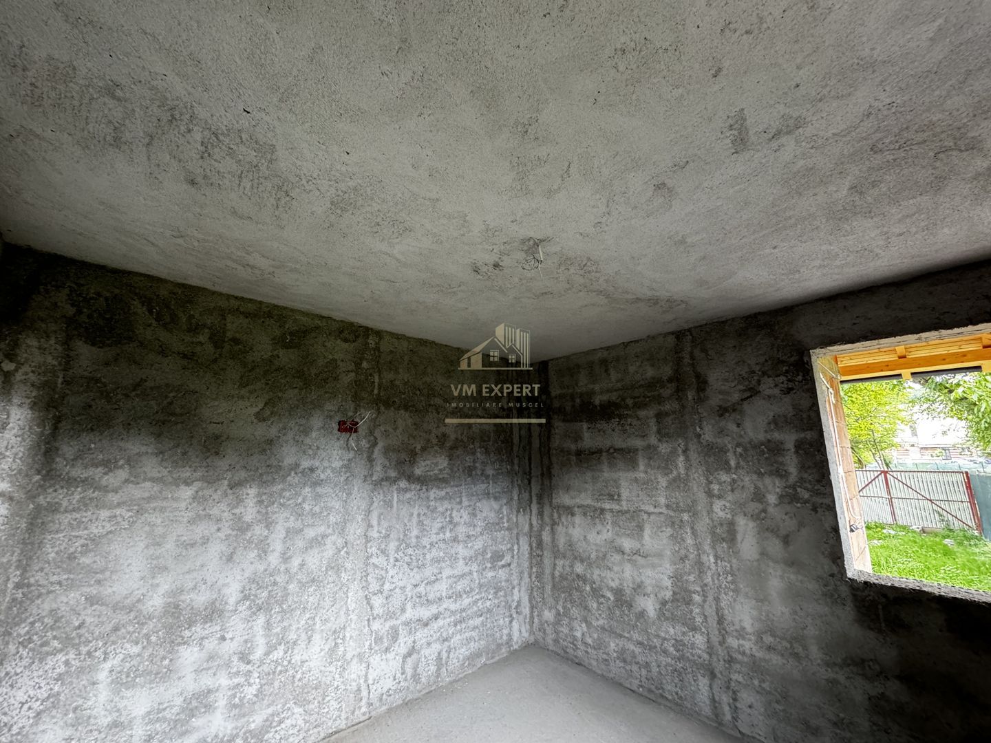 VILA 5 CAMERE, ZONA ULTRA CENTRALA, CAMPULUNG MUSCEL, TEREN 500 MP - Poză 36