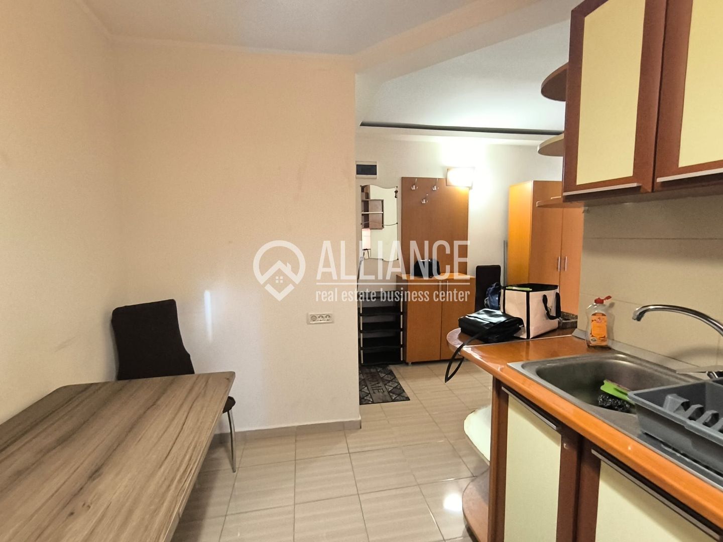 CENTRU COLONADELOR(cod03) - 2 Camere luminoase ! - Poză 10