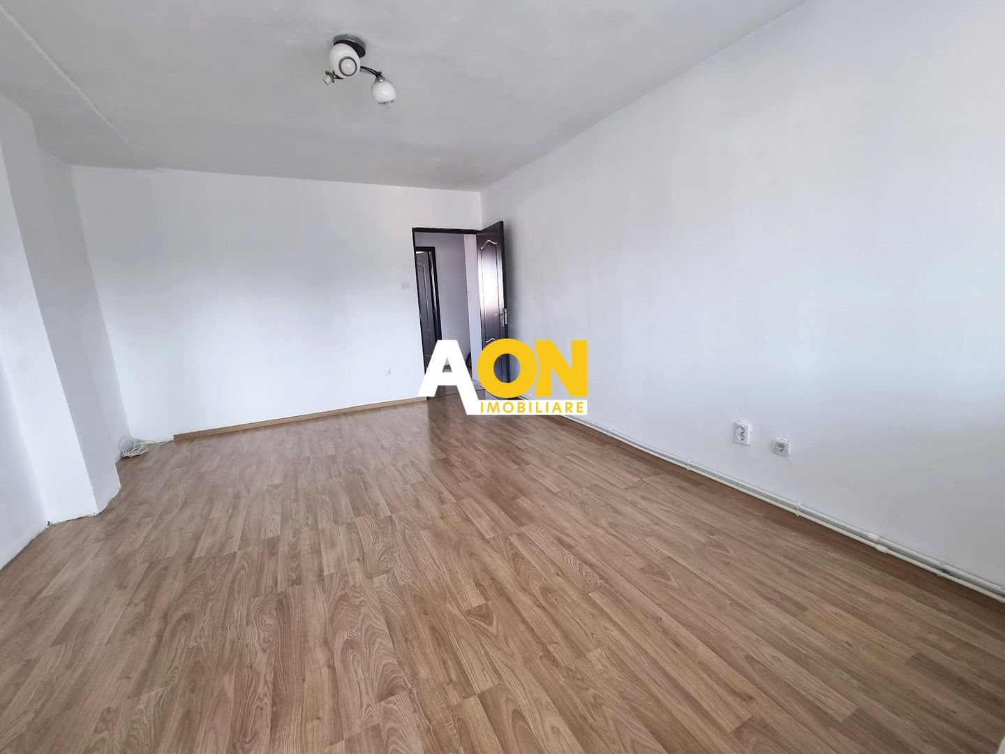 Apartament 2 Camere Decomandat, Etaj 3, 56mp Utili - Poză 4