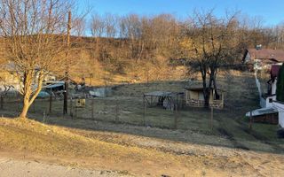 TEREN INTRAVILAN 700 MP VISOI CAMPULUNG - Poză 1