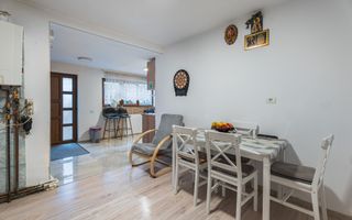 Casă cu 4 camere, anexă locuibilă și teren de 234 mp | Piața Sudului - Poză 3