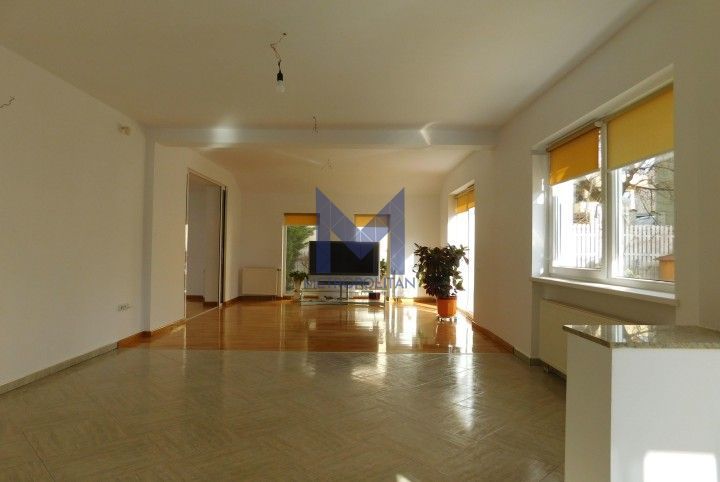 Vilă spectaculoasă de închiriat, parcare 10 locuri, Grădina Botanică - Poză 11