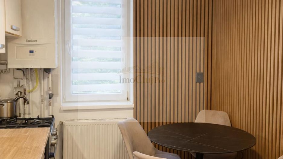 Vanzare apartament cu 3 camere decomandat in Gheorgheni- - Poză 2