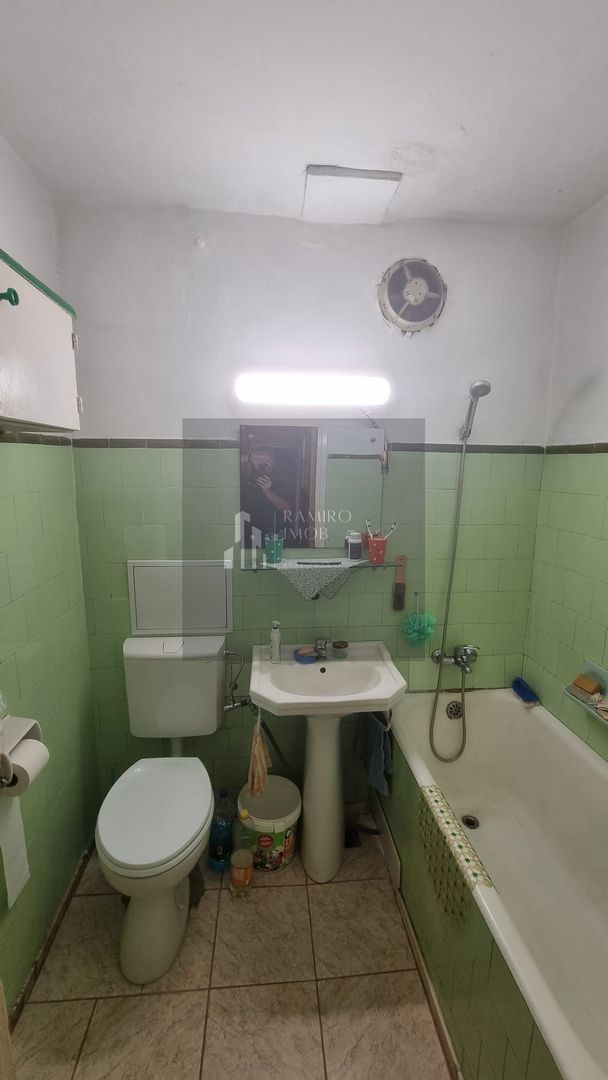 Apartament 4 camere Brancoveanu decomandat - Poză 8