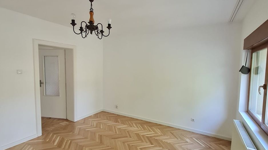 Casa solida în zona Bogdanestilor - Poză 28