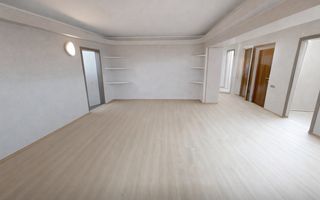 CAPITOL - B-dul. Mamaia - Apartament cu 4 camere si terasa de 80 mp. - Poză 1