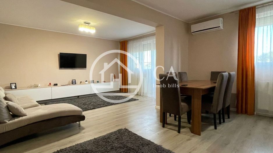 Apartament de vânzare cu 3 camere în zona Rogerius, Oradea - Poză 1