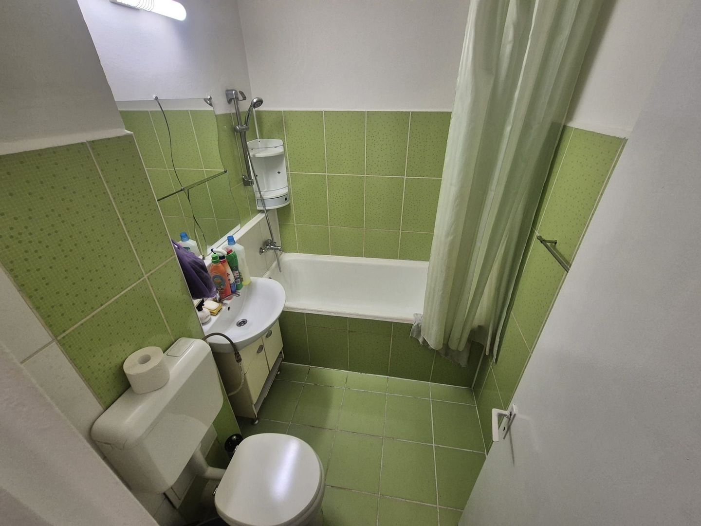 Particular inchiriez garsoniera in Drumul Taberei - Favorit - Poză 7