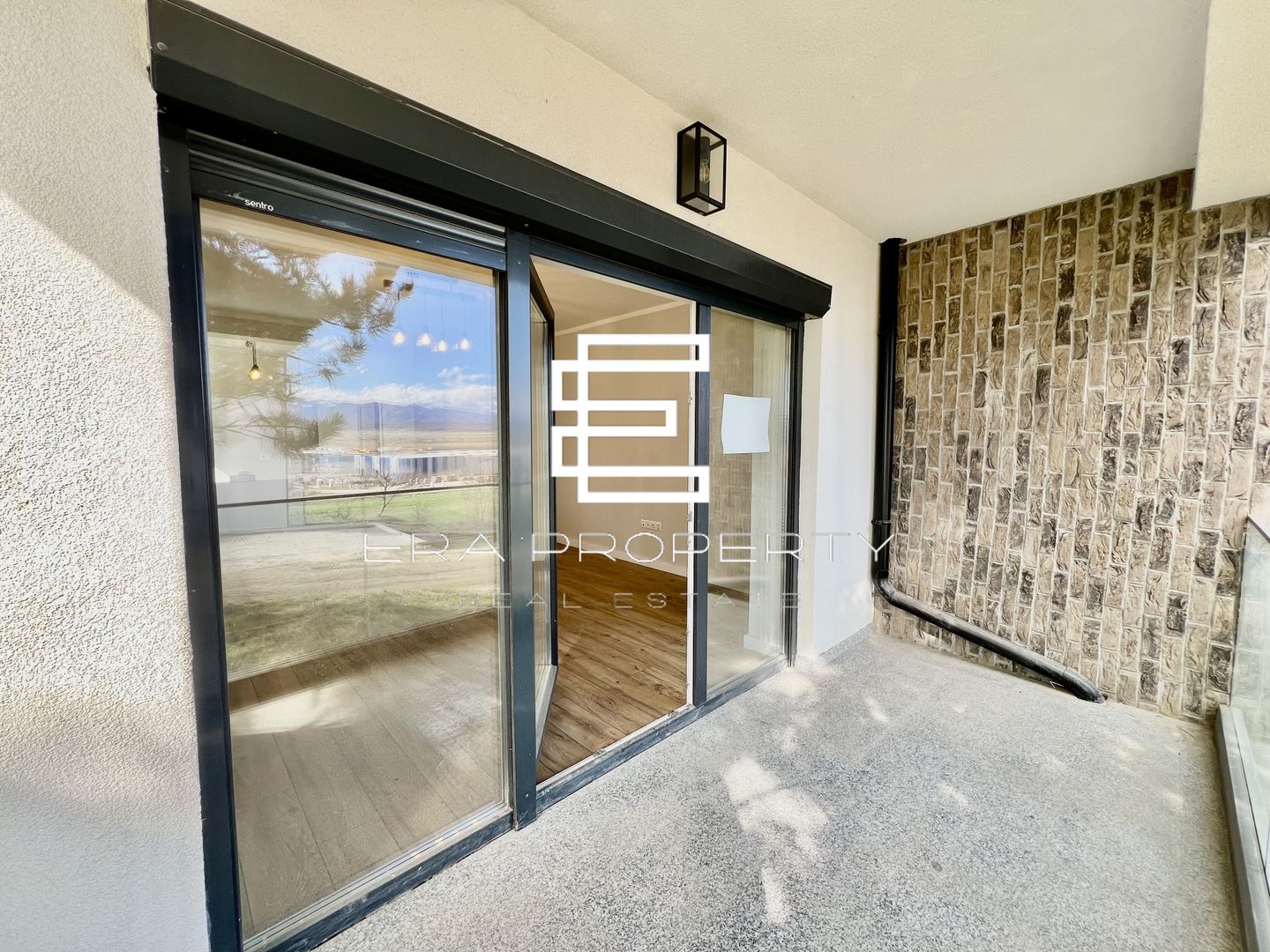 Apartament 2 camere /LA CHEIE/ INTABULAT /zona Aeroport Sibiu - Poză 2