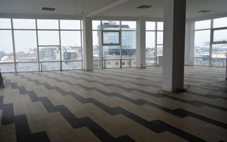 Cladire de birouri cu  spatii vitrate generoase in Zorilor. - Poză 9