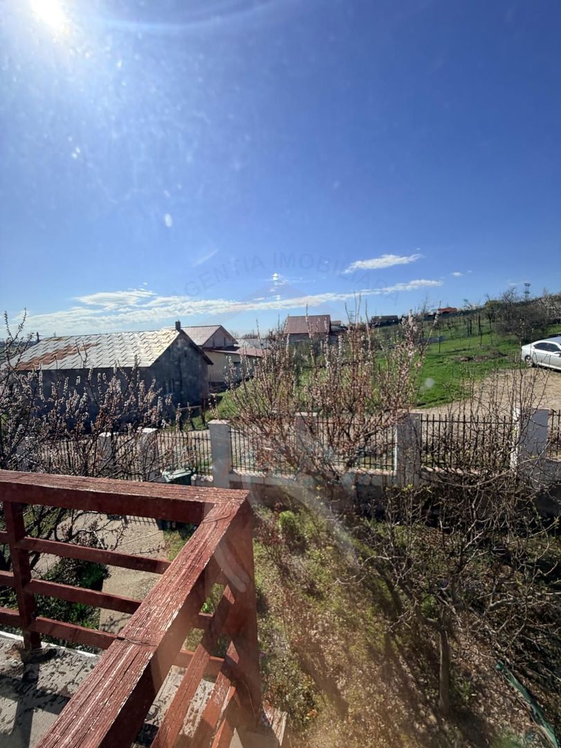 Vanzare casa P+M, Smardan( Galati ), la 2 minute de str.principala - Poză 22