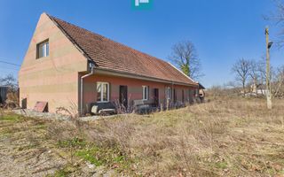 Casă cu 8 camere pentru investiții în Maciova CS - Poză 21