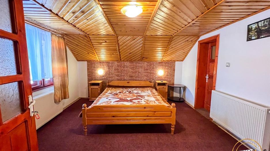 Pensiune in decor fermecator, loc de istorie si legenda, Moieciu de Jos, Bran - Poză 6