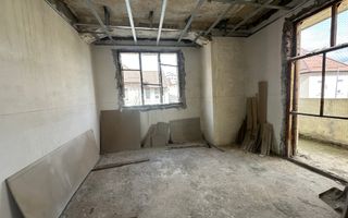 Vila Interbelica | S+P+2+M | Structura Consolidata - Poză 11