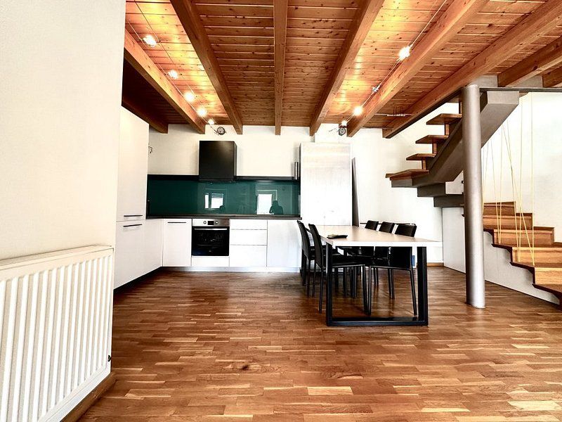 Apartament în Piața Unirii - renovat - mobilat și utilat - Poză 7