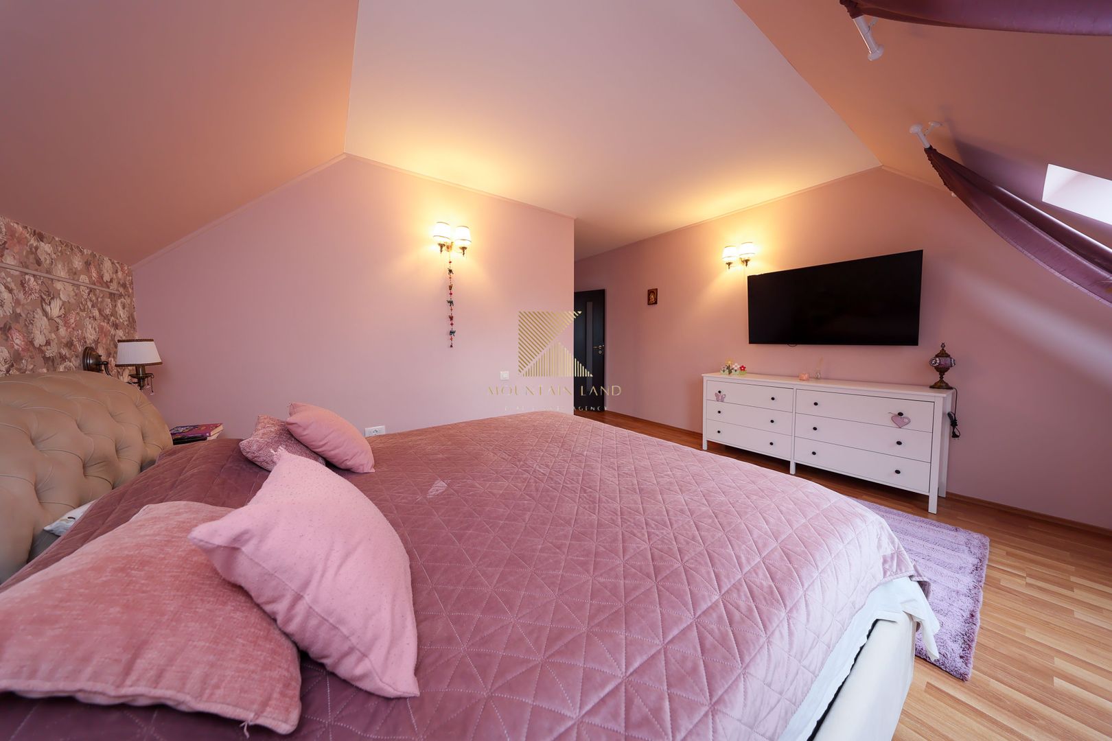 Reședință exclusivistă cu potențial investițional în centrul Cristian - Poză 9