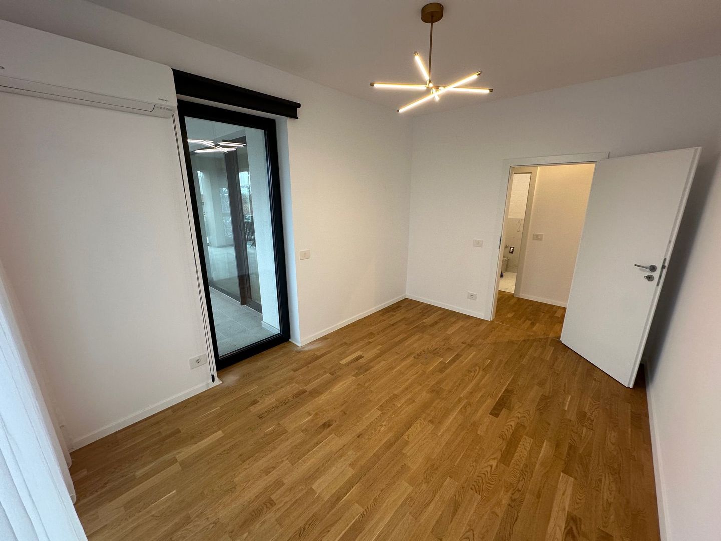 Apartament 4 camere - 115mp suprafata utila - Poză 24