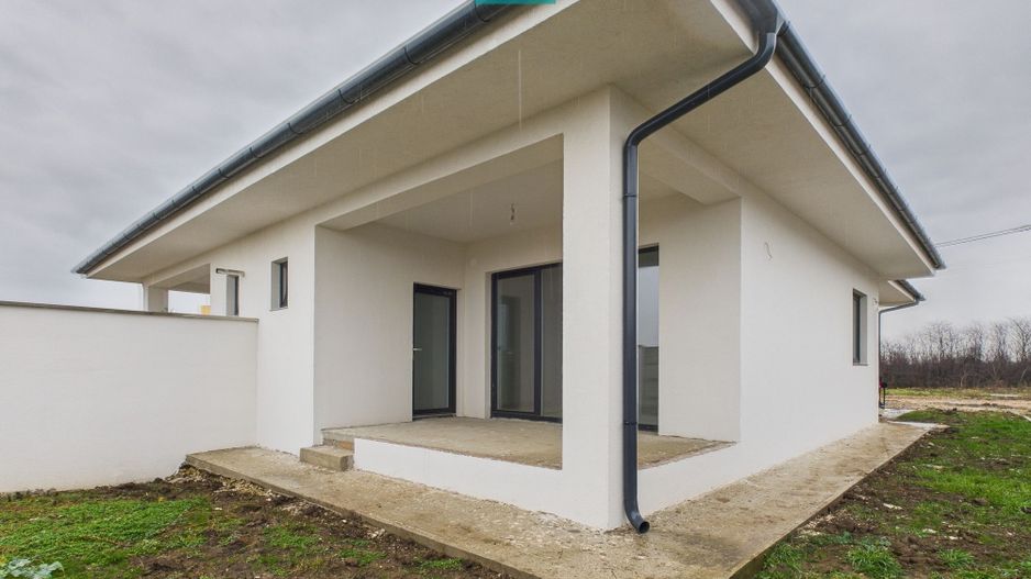 Casă nouă, modernă  la alb– Nojorid, jud. Bihor - Poză 1