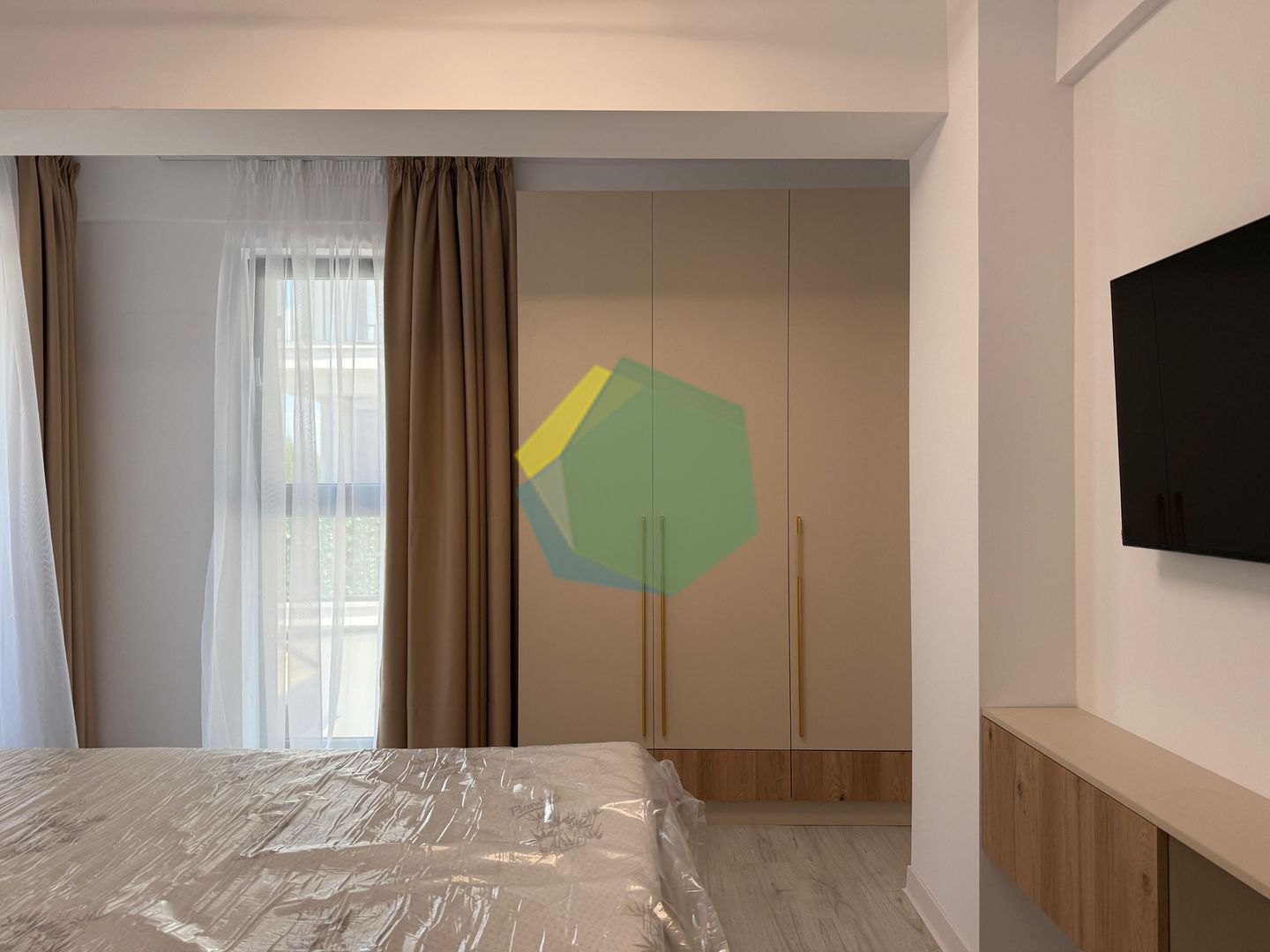 Studio  I.C. Bratianu  | Central Otopeni | Totul nou - Poză 5