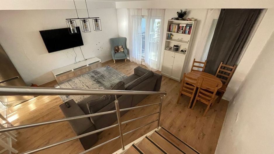 Casă tip duplex în Cosmopolis de vanzare– Zona de Nord - Poză 1