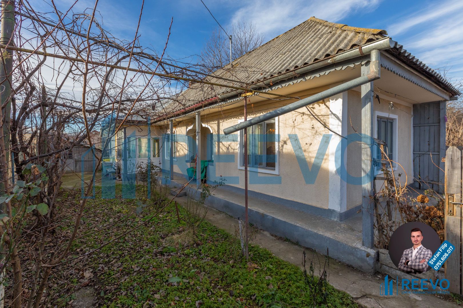 Casă și teren de vânzare, str Bucegi - Poză 1