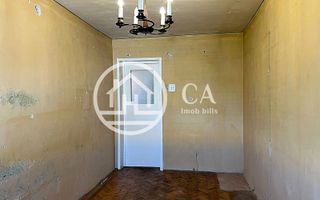 Apartament de vânzare cu 3 camere în zona Velența, Oradea - Poză 3