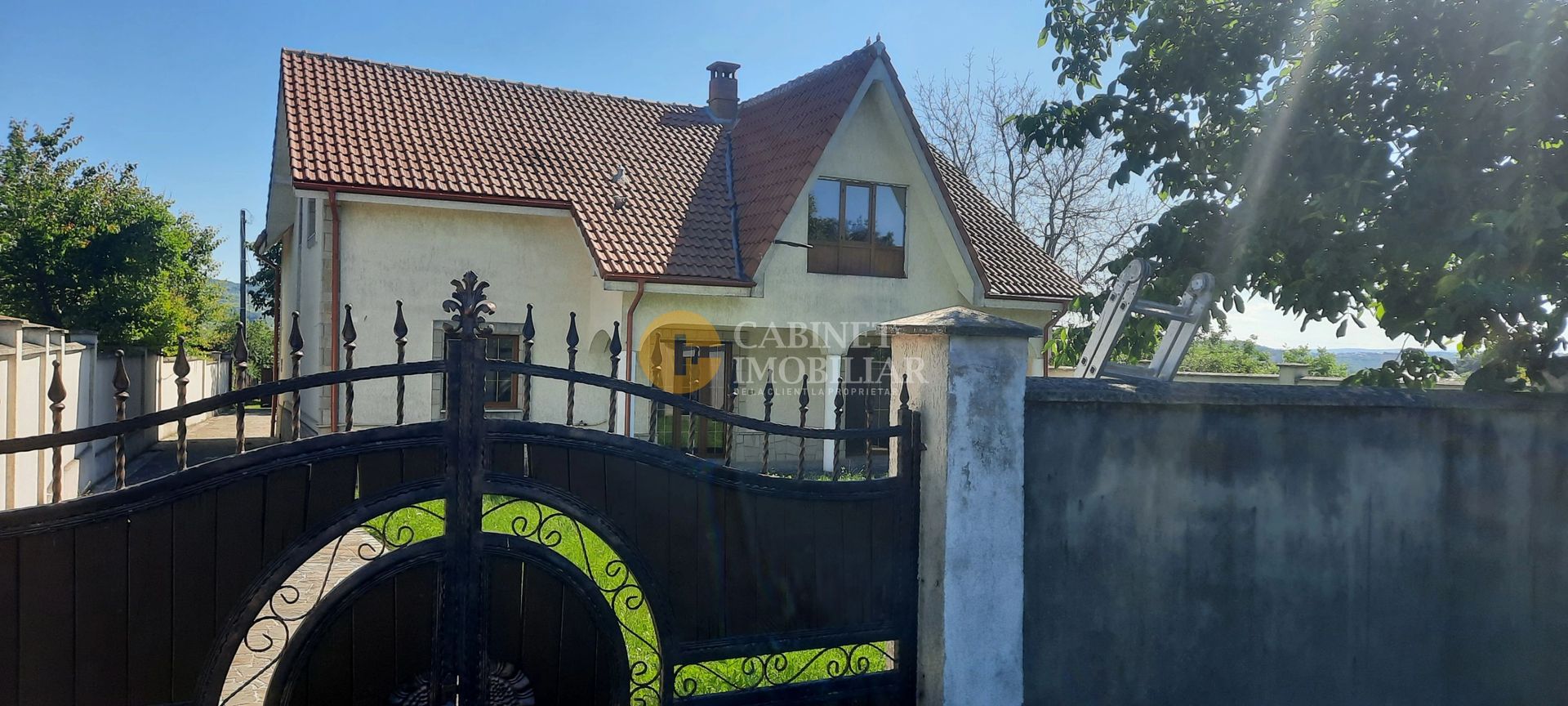 🏡VILĂ DEOSEBITĂ 250 MP UTILI - DANCU - 280.000 EURO - Poză 4