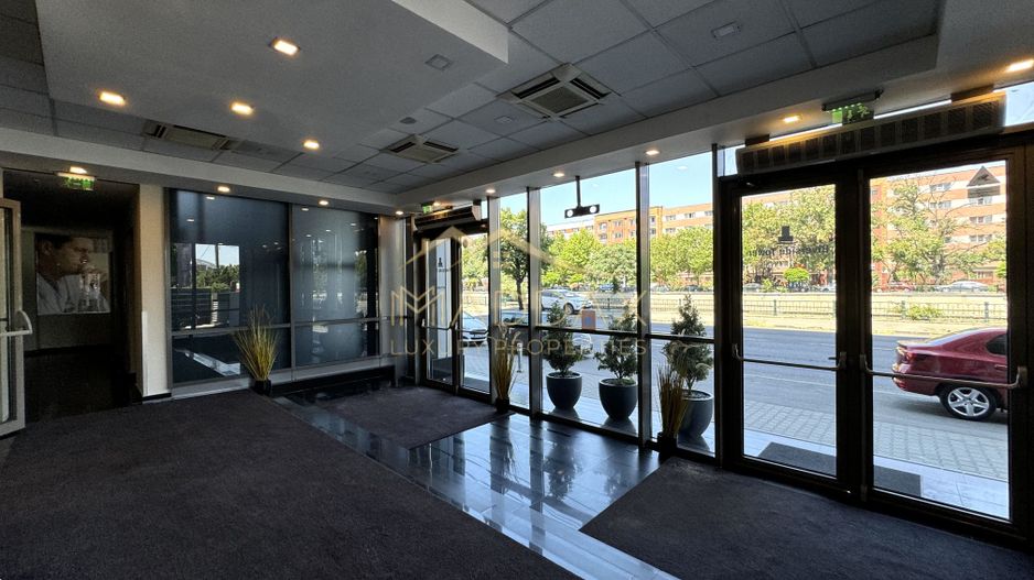 Spatiu comercial stradal *184mp* + curte *260mp* // Grozavesti - Poză 18