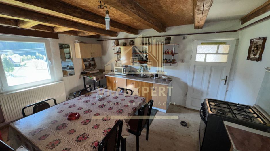 CASĂ 4 CAMERE TEREN 630 MP DAMBOVICIOARA  ARGES - Poză 19