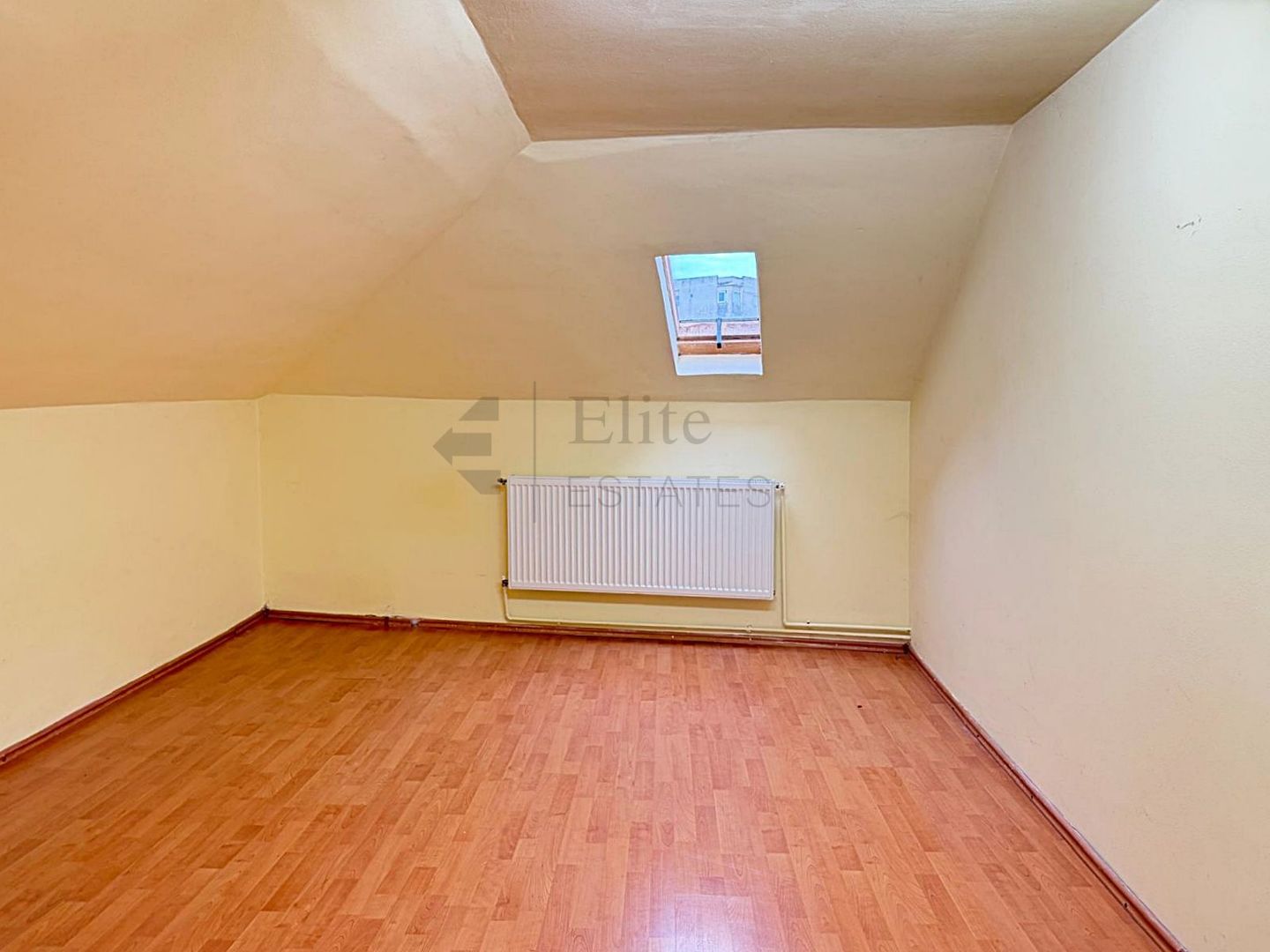 Casa singura in curte zona Parcul Salca | Acces auto - Poză 10