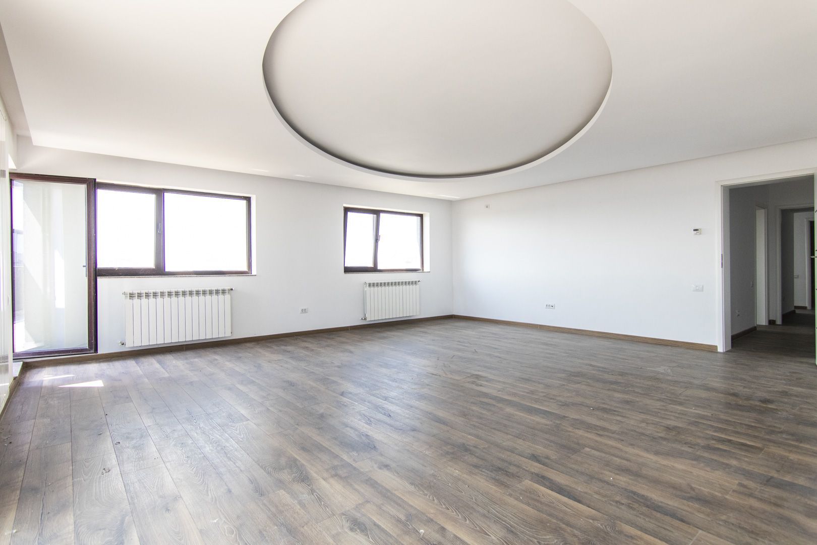 DE INCHIRIAT - PENTHOUSE-MILITARI-3 CAMERE CU TERASA DEOSEBITA 50MP,  NEMOBILAT - Poză 8