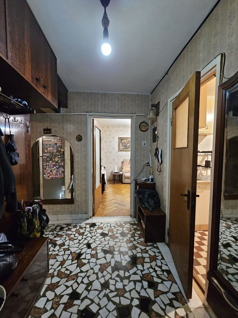 De vanzare apartament cu 4 camere , Soseaua Giurgiului sector4 - Poză 5