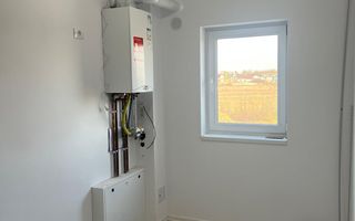 Apartament cu 3 camere de vânzare în Mosnita Noua - Poză 6