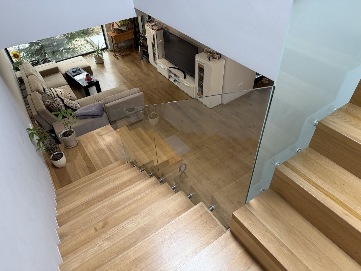 Duplex modern – arhitectură contemporană, spații luminoase - Poză 15