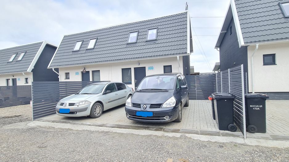 Casa mobilata si utilata in Cartier Izvor Tarlungeni Brasov - Poză 12