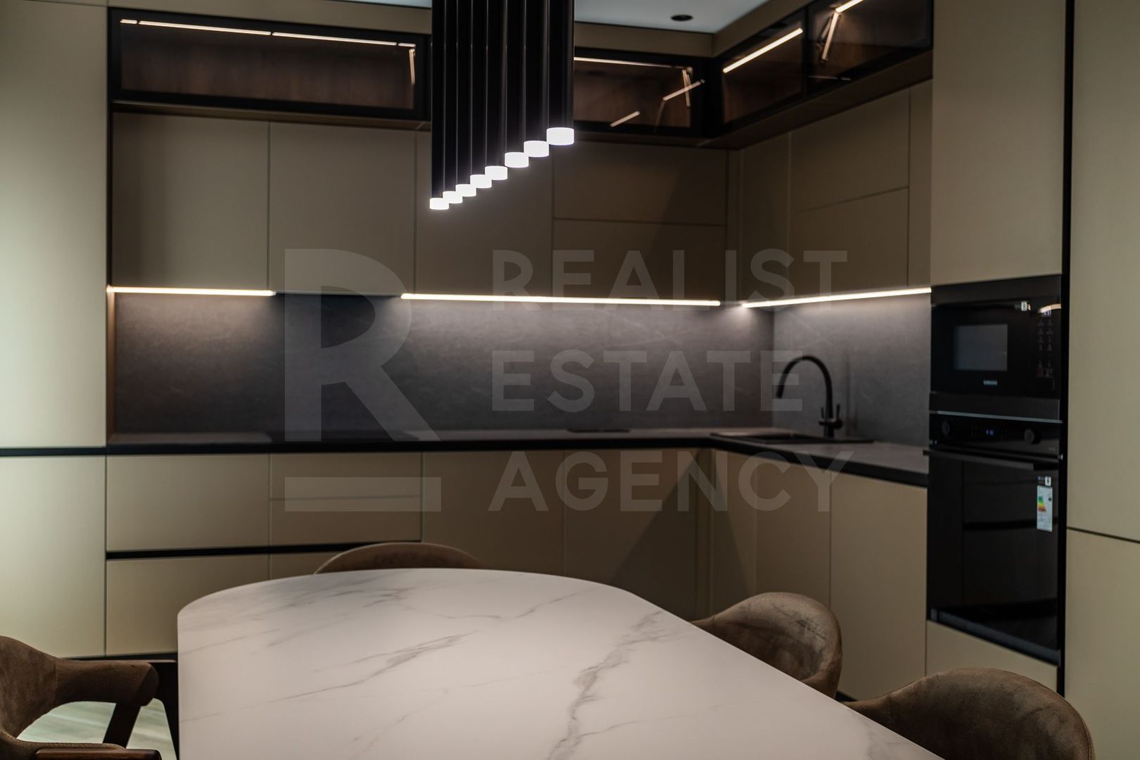 Vânzare, high-tech de lux, 6 camere, Rîșcani - Poză 61