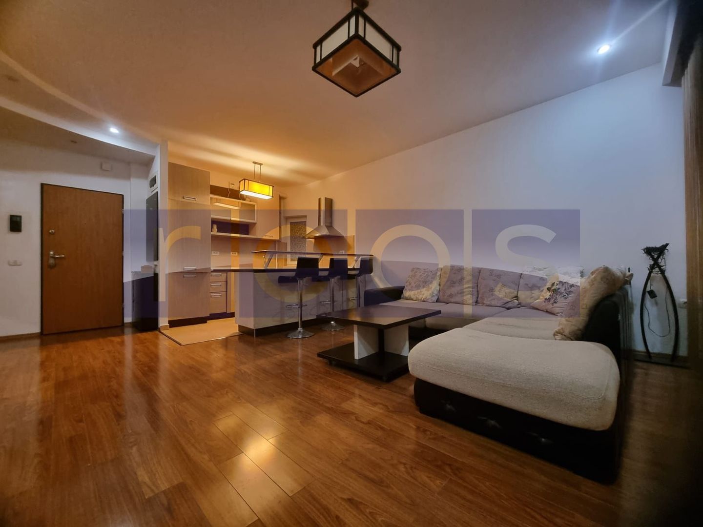 VANZARE 3 CAMERE -TIMPURI NOI -VITAN - Poză 2