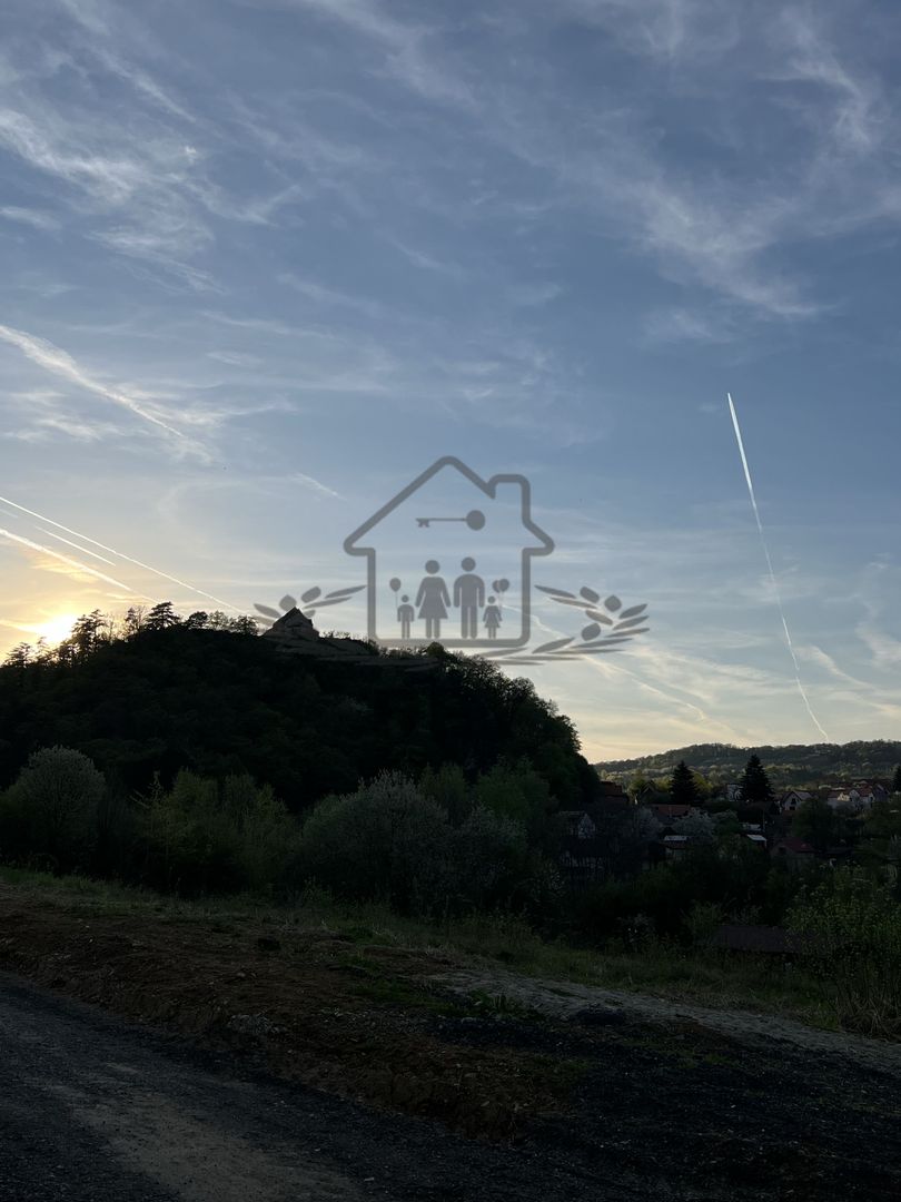 Teren 1250  mp de vânzare în Cisnădioara foarte aproape de asfalt/PUZ - Poză 3