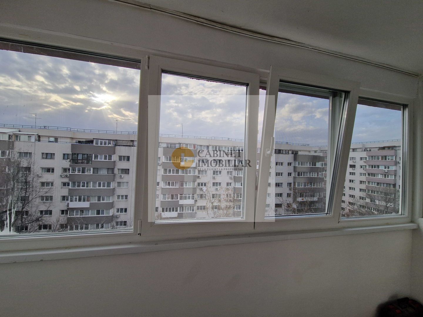 3 Camere - 65MP | Credit | Reabilitat | Renovat | Lujerului - Poză 8