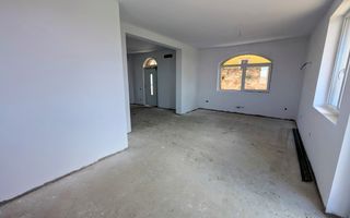 Vila, 4 Camere, Dezmir, Constructie Noua, 450 mp, 4 Bai, 2 Parcari - Poză 7