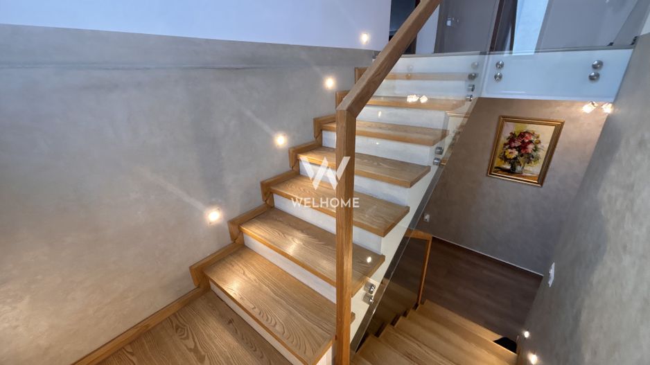 Casa generoasa LA CHEIE, curte 200 mp in Selimbar - Poză 10