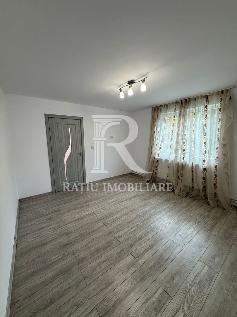 Casa cu livada | teren 2800 mp | Stracos | Bihor - Poză 4