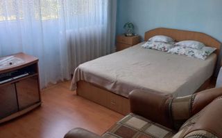 Apartament 3 camere, bloc 4 etaje, Berceni, 67mp - Poză 1