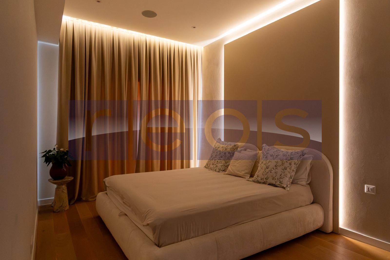 VANZARE APARTAMENT 3 CAMERE 100MP | ONE VERDI | ULTRAFINISAT | PARCARE - Poză 13
