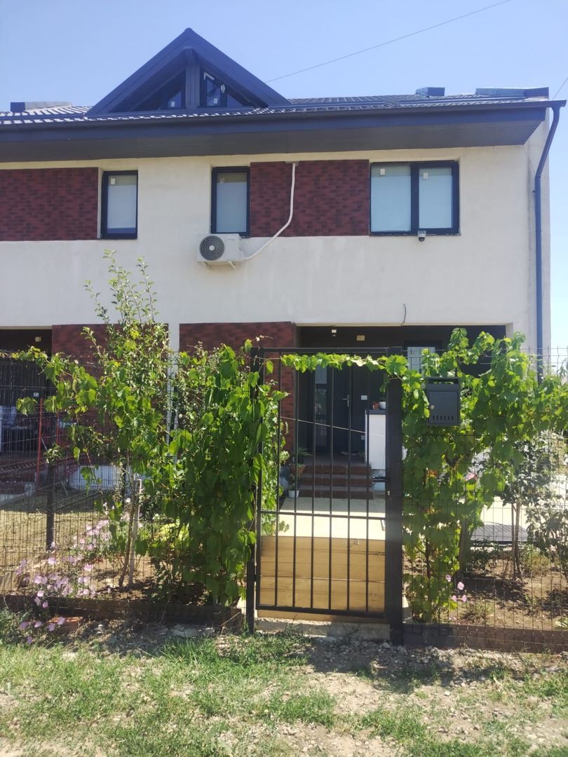 Vila Duplex P+1+M , curte proprie | Otopeni | Comision 0% - Poză 1