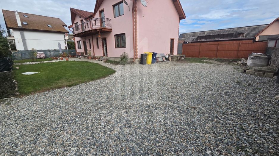 Apartament la casă de vânzare | Șura Mare - Exclusivitate - Poză 2